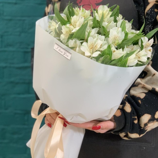 Букет цветов "Букет из белых альстромерий" Букет цветов "Букет из белых альстромерий"